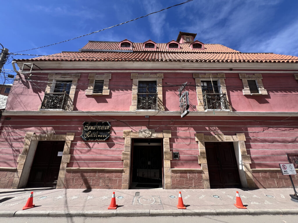 Fachada del Hotel Samaricusun Potosí
